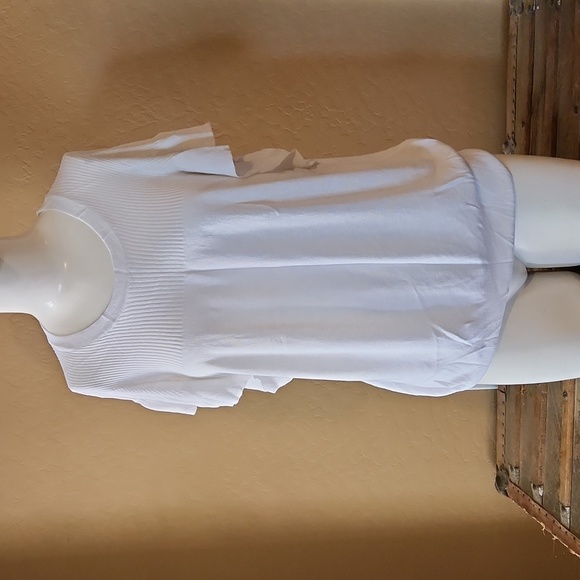 EUC Banana Republic Lightweight Sweater (278) - Picture 1 of 4